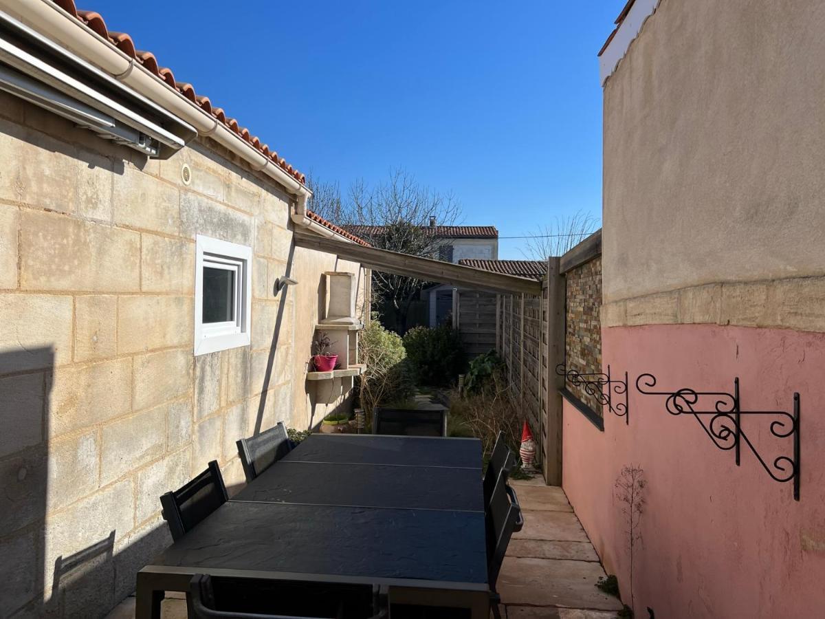 Maison Avec Jardin Et Garage 罗什福尔 外观 照片
